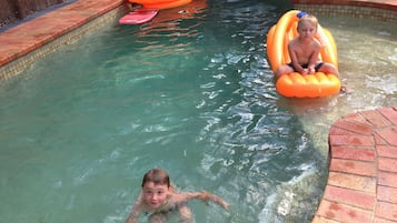 Udendørs pool