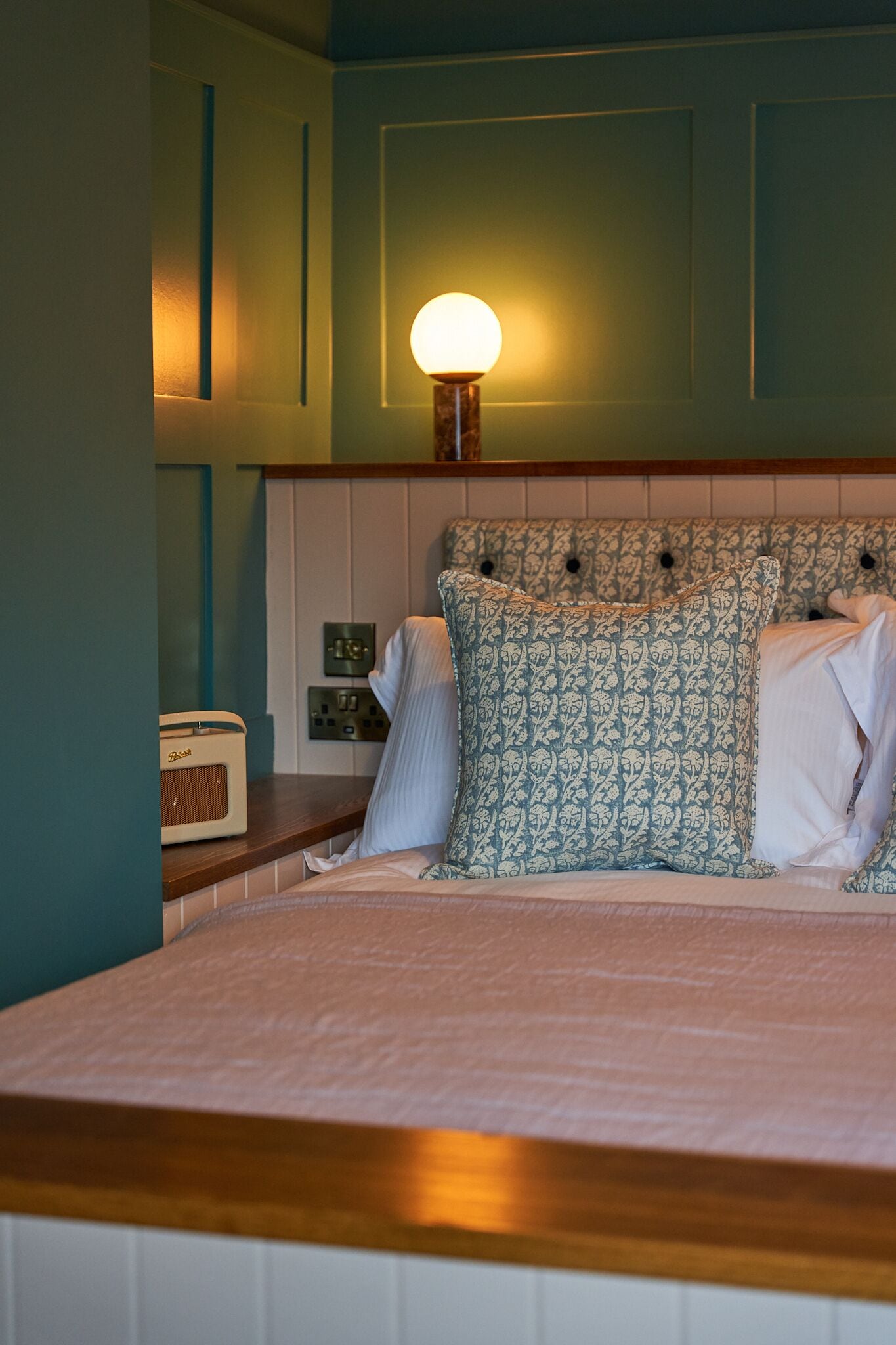 snug room | 1 bedroom, egyptian cotton sheets, premium bedding, in-room safe