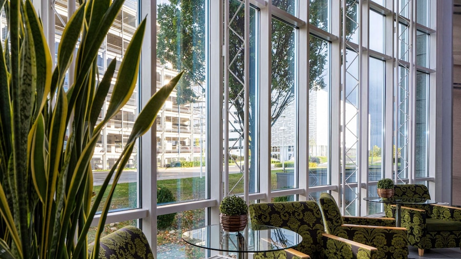 Mövenpick Hotel Nuernberg Airport