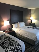 Classic Room | In-room safe, desk, iron/ironing board, free WiFi