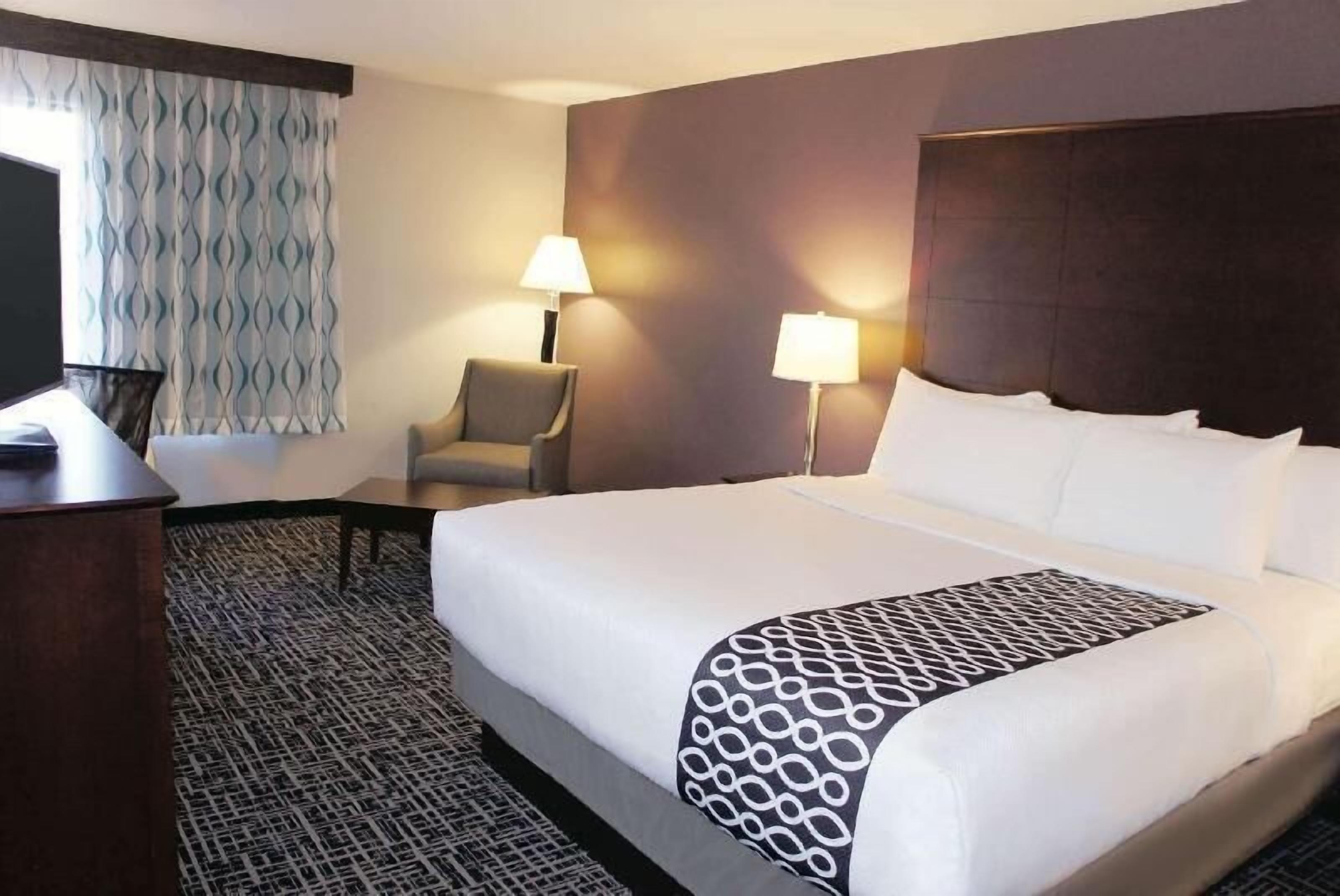 In-room safe, desk, iron/ironing board, free cribs/infant beds