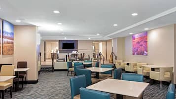 Desayuno buffet incluido todos los días