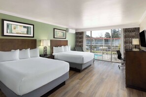 Suite, 1 Bedroom, Non Smoking | In-room safe, individually decorated, individually furnished, desk