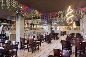 Se sirven desayunos, almuerzos y cenas