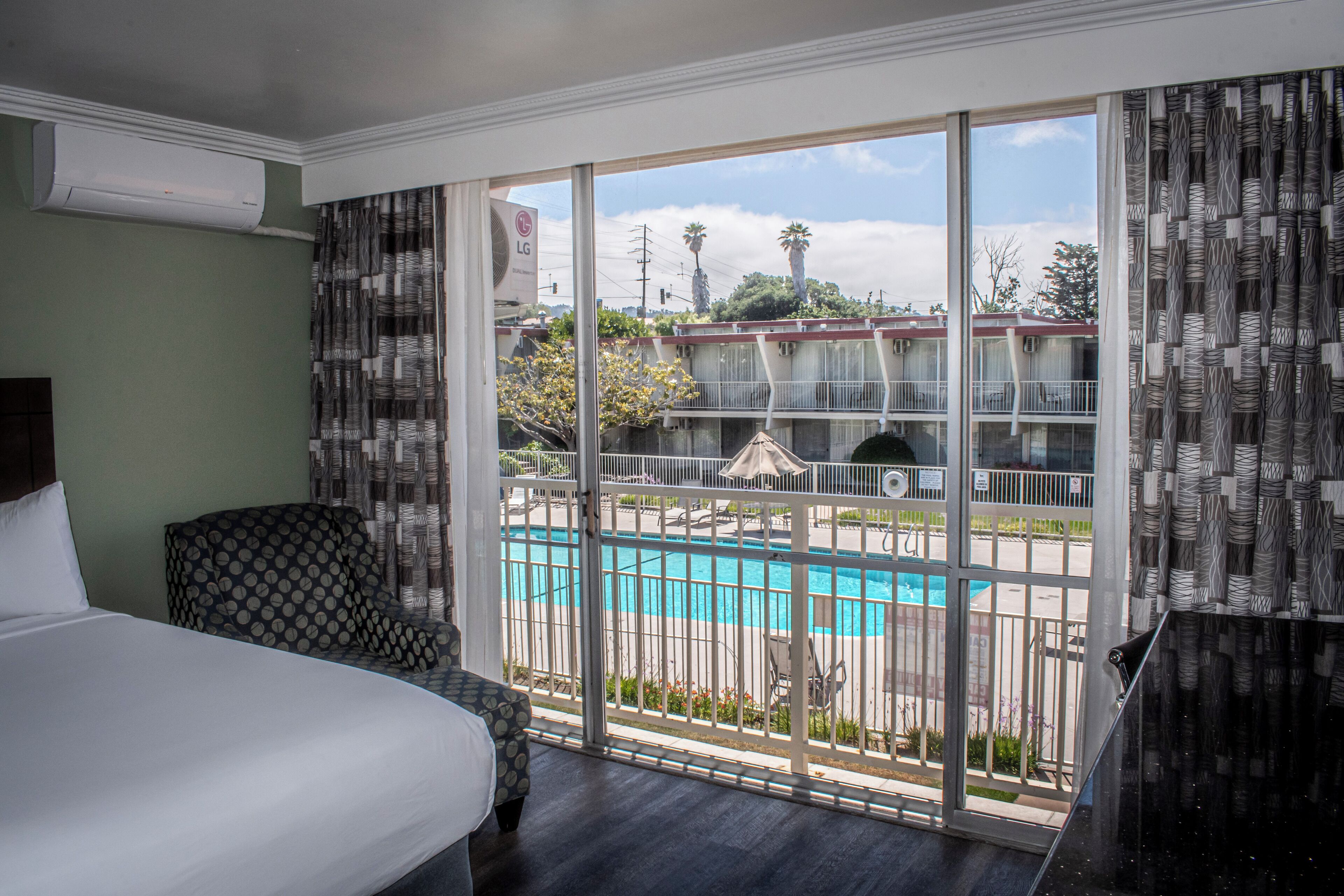 Foto - Travelodge by Wyndham Monterey Bay