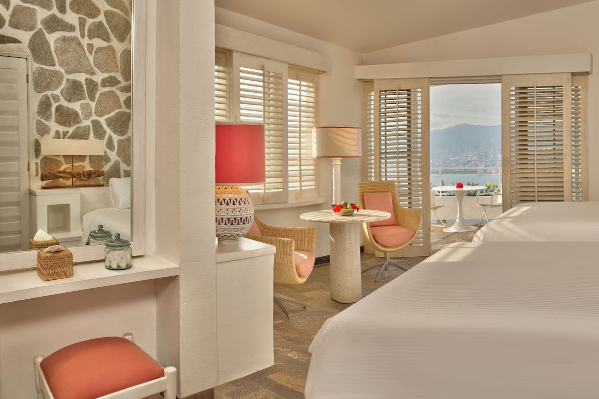 1 chambre, minibar, coffres-forts dans les chambres