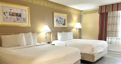 Brentwood Inn & Garden
