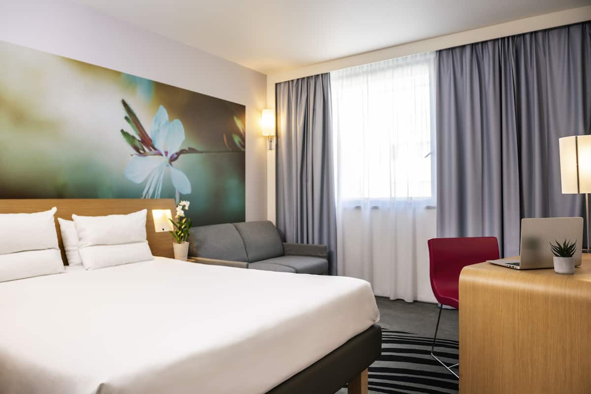 Surmatelas, coffres-forts dans les chambres, rideaux occultants