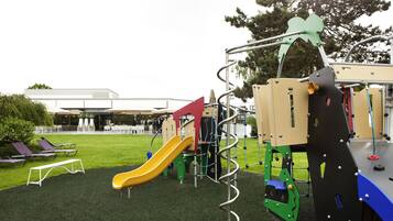 Aire de jeux - extérieure
