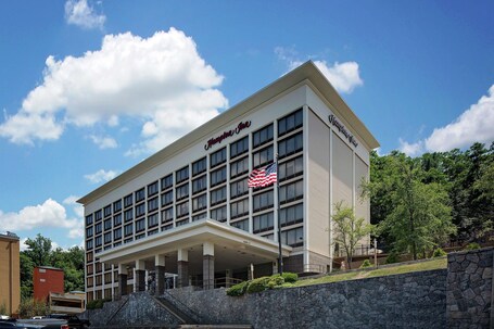 Hampton Inn White Plains Tarrytown - Image 3
