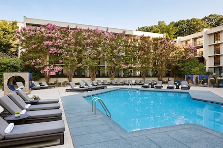 Seasonal outdoor pool. Bethesda Marriott