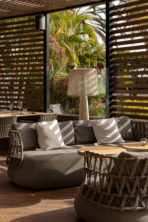 Terrace/patio - Sir Anthony Hotel (Arona)
