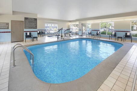 Residence Inn by Marriott Indianapolis Airport - Image 7