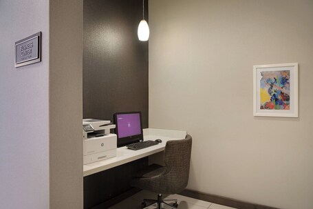 Residence Inn by Marriott Indianapolis Airport - Image 14