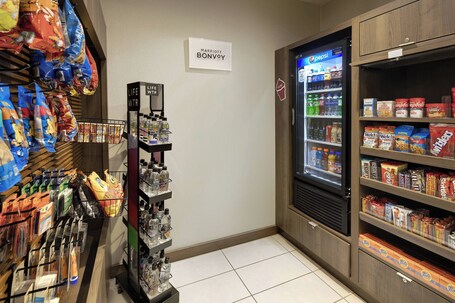 Residence Inn by Marriott Indianapolis Airport - Image 12