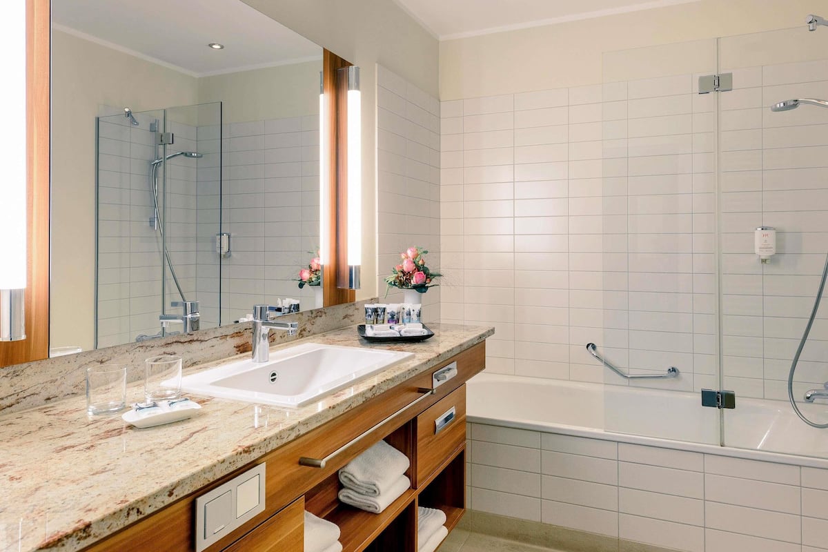 1 habitación y ropa de cama hipoalergénica