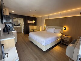 Ropa de cama de alta calidad y escritorio 
