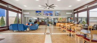 Quality Inn & Suites Chattanooga-East Ridge