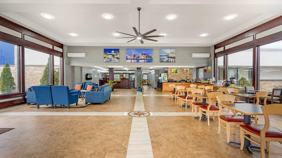 Quality Inn & Suites Chattanooga-East Ridge