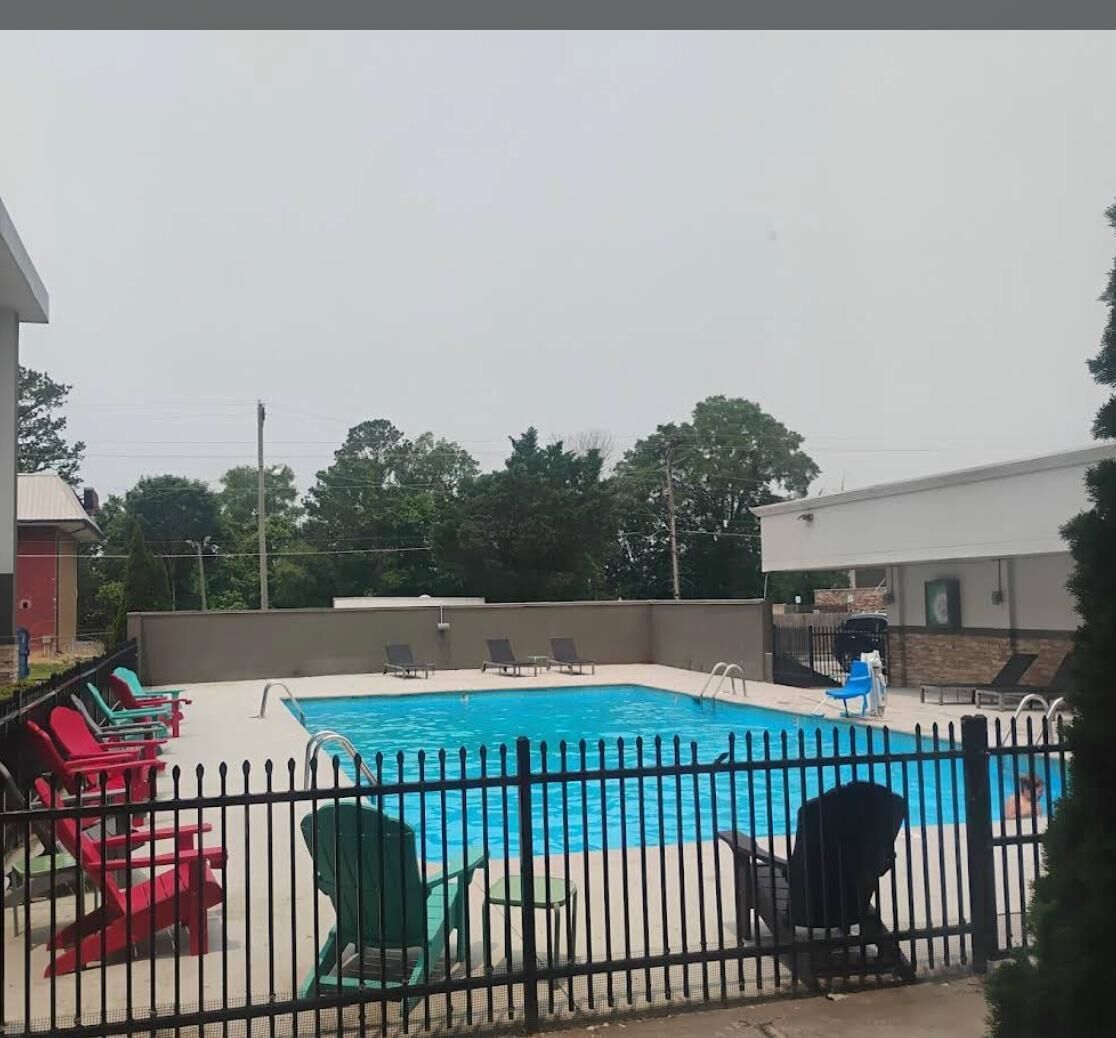 Seasonal outdoor pool, sun loungers