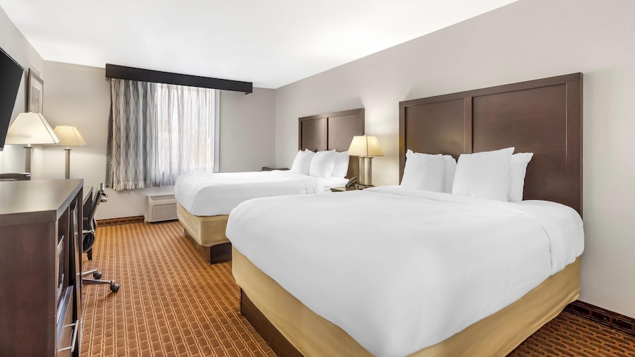Quality Inn & Suites Chattanooga-East Ridge
