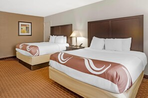 Room, 2 Queen Beds, Accessible, Non Smoking | Desk, iron/ironing board, free WiFi, bed sheets - Quality Inn & Suites Chattanooga-East Ridge (Chattanooga)