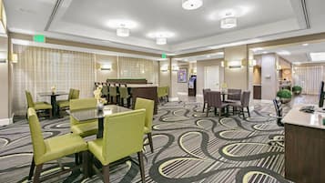 Petit déjeuner continental compris tous les jours