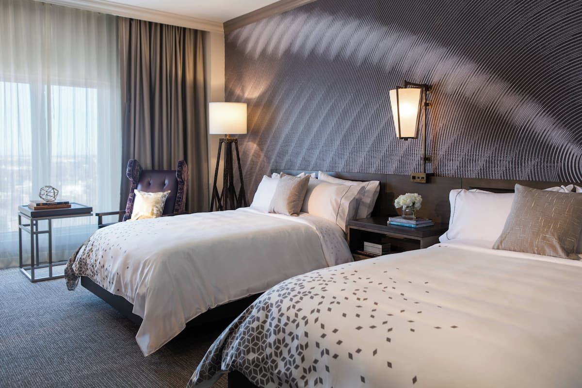 Premium bedding, pillowtop beds, minibar, in-room safe