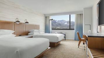 Room, 2 Queen Beds, Valley View