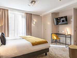 Premium bedding, minibar, in-room safe, desk