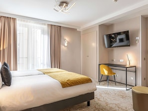 Premium bedding, minibar, in-room safe, desk