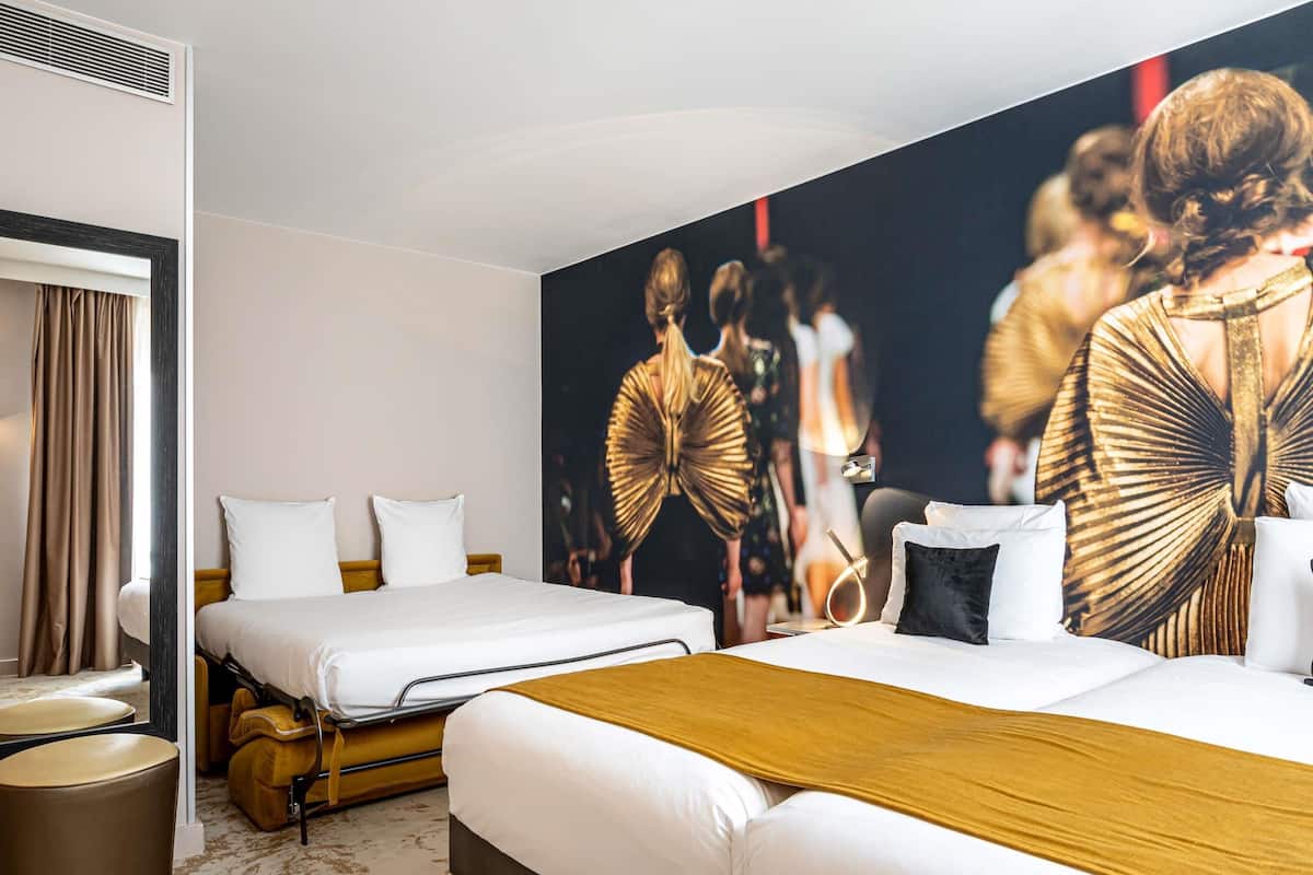 Premium bedding, minibar, in-room safe, desk