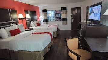 Bureau, espace de travail pour ordinateur portable, rideaux occultants