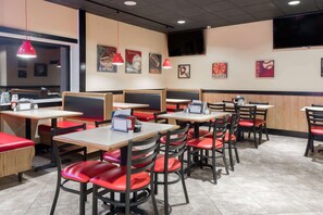 Lounas ja illallinen