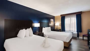 Cortinas blackout, tabla de planchar con plancha y cunas gratuitas