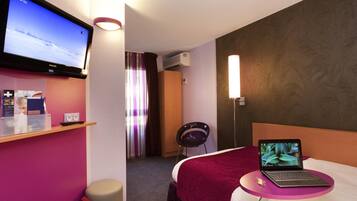 Pillowtop-Betten, Zimmersafe, Schreibtisch, kostenlose Babybetten