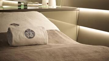 Couples treatment rooms, sauna, steam room, Turkish bath