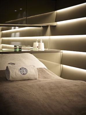 Couples treatment rooms, sauna, steam room, Turkish bath
