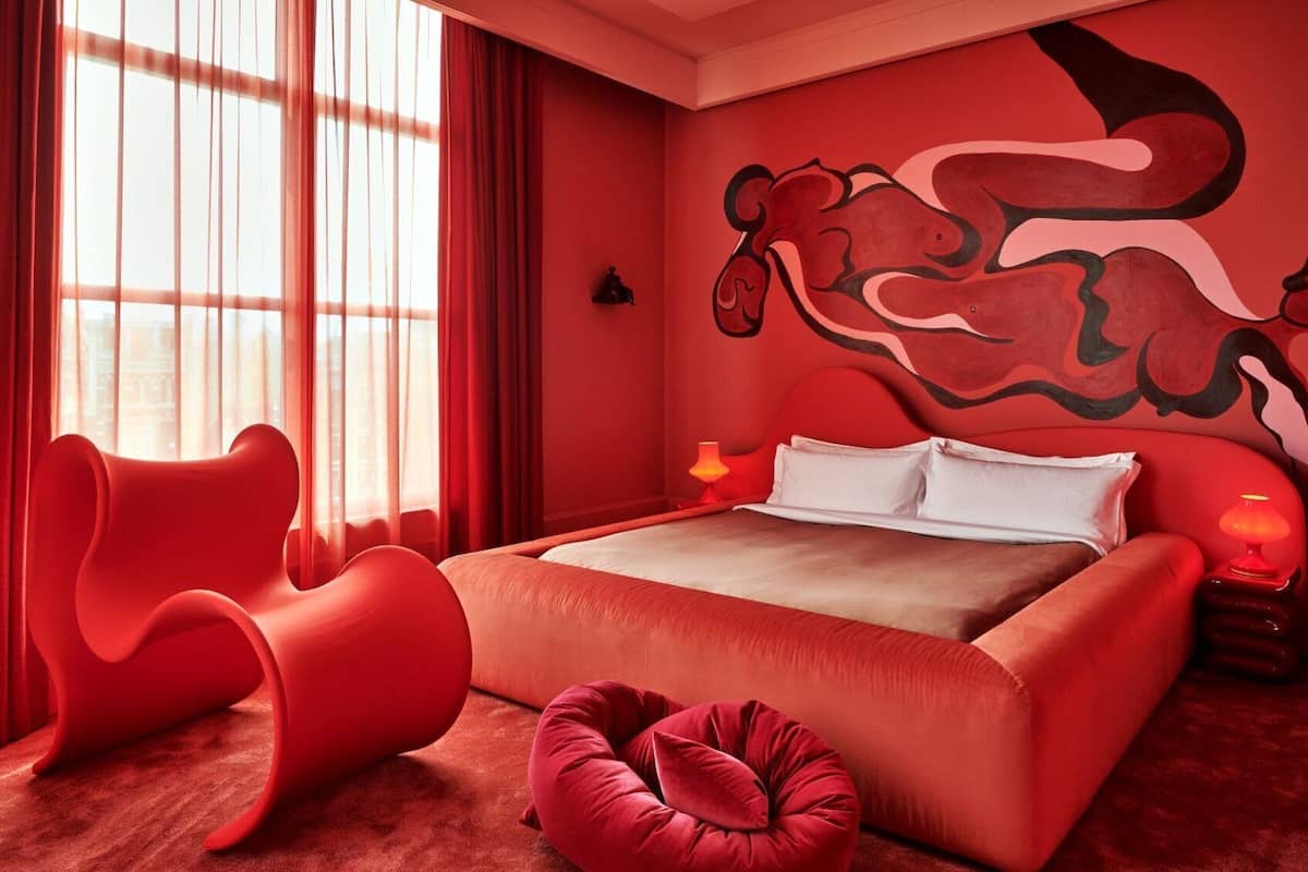 Suite (Sisters Janssen Suite) | Peralatan tempat tidur hipoalergenik, item bar mini percuma
