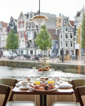 Daily continental breakfast for a fee - De L'Europe Amsterdam (Amsterdam)