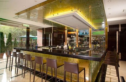 Royal Park Hotel