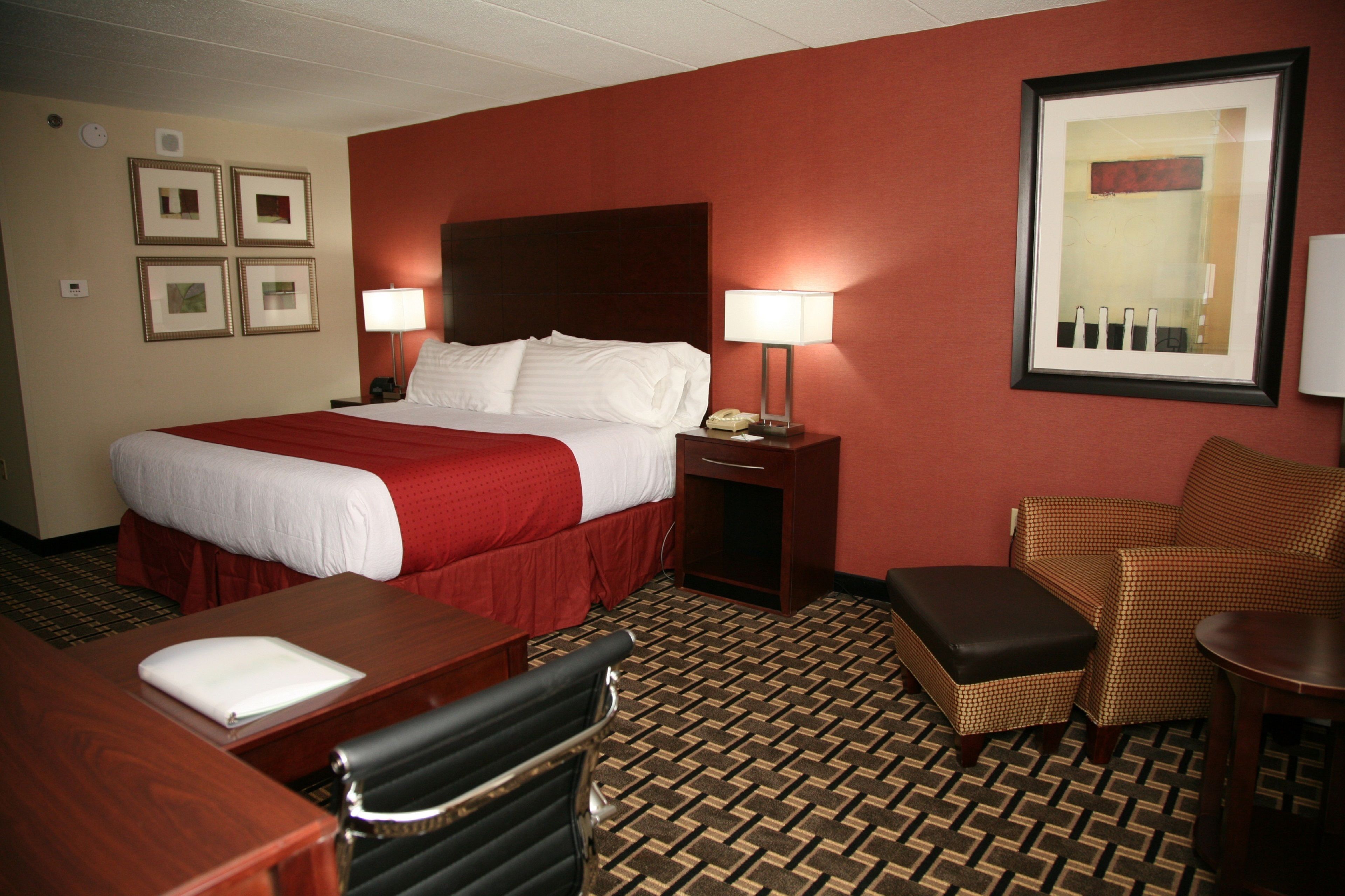 Premium bedding, desk, iron/ironing board, rollaway beds