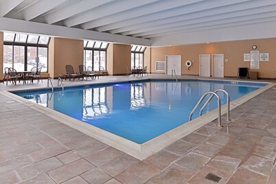 Holiday Inn New London - Mystic Area by IHG