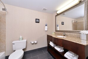 Free toiletries, hair dryer, towels, soap - Holiday Inn New London - Mystic Area by IHG (New London)