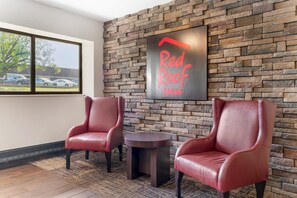 Lobby - Red Roof Inn Detroit-Rochester Hills/Auburn Hills (Rochester)