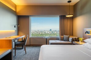 Egyptian cotton sheets, premium bedding, Select Comfort beds, minibar