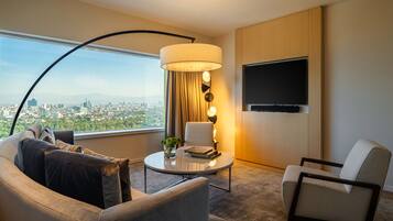 Executive-Suite | Wohnbereich | Smart-TV, Videospielkonsole, Pay-TV
