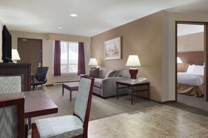 Desk, iron/ironing board, rollaway beds, free WiFi