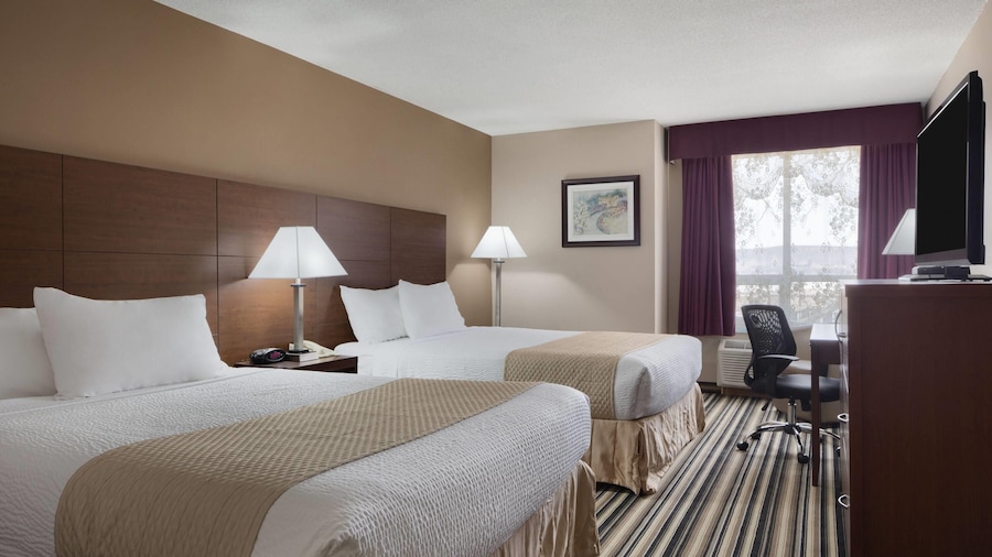 Days Inn by Wyndham Dalhousie