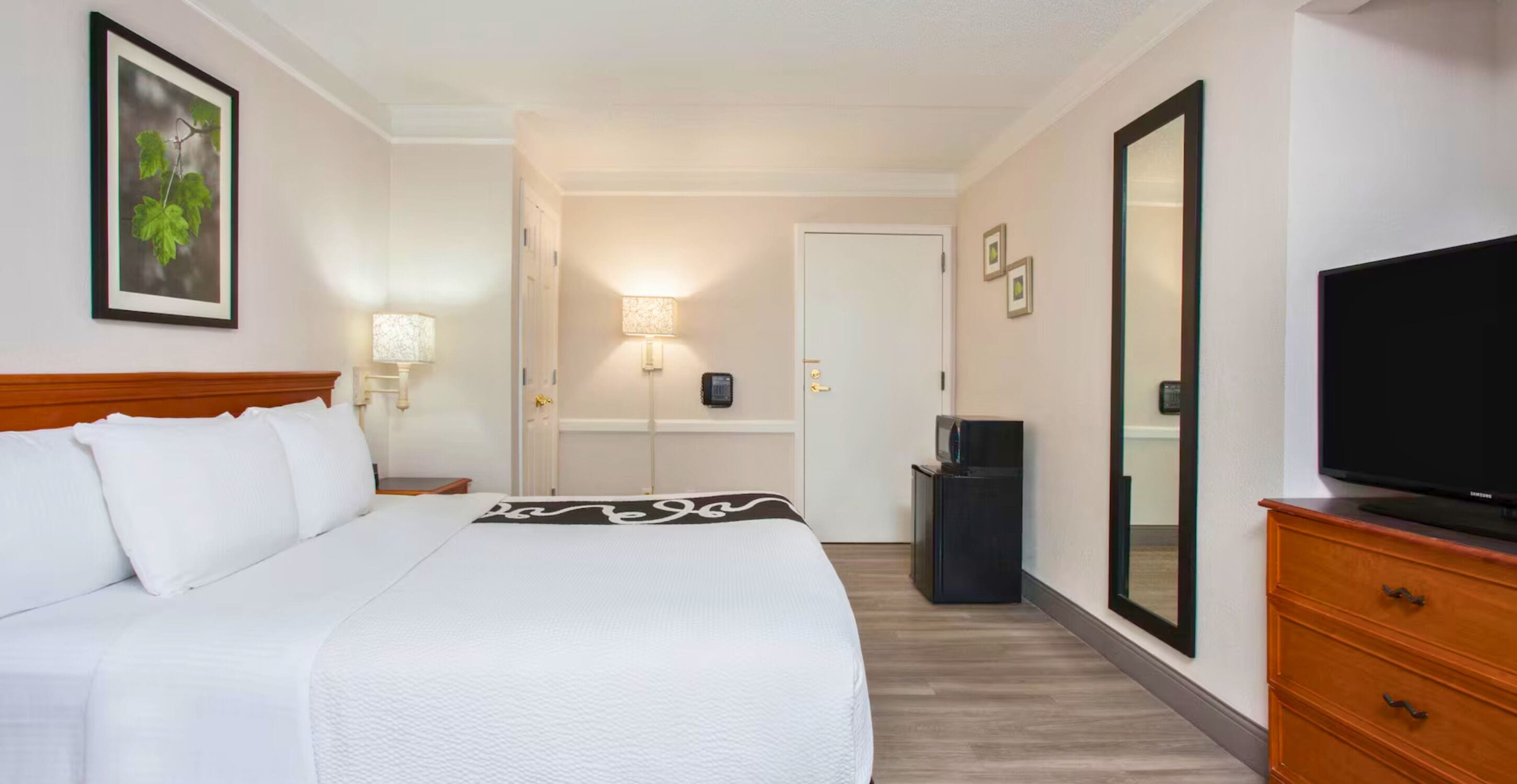 Photo - Baymont by Wyndham Fort Myers Central